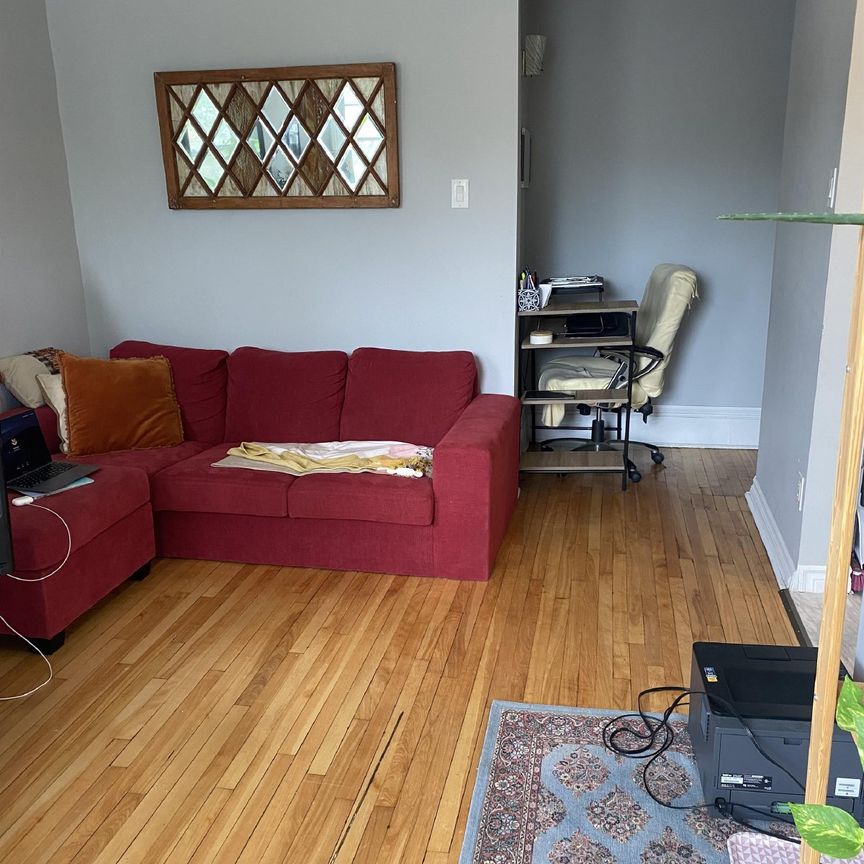 3 - 48 Sweetland Avenue - Photo 1