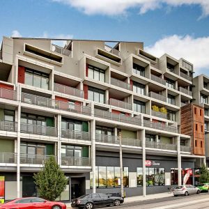 The Nicholson! Prime Coburg Position - Fabulous City Skyline Views - Photo 3