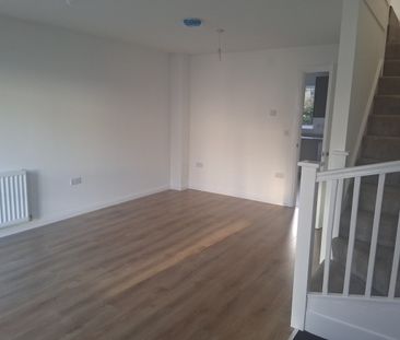 2 Bed Semi-Detached House, Albany Court, CH42 - Photo 3