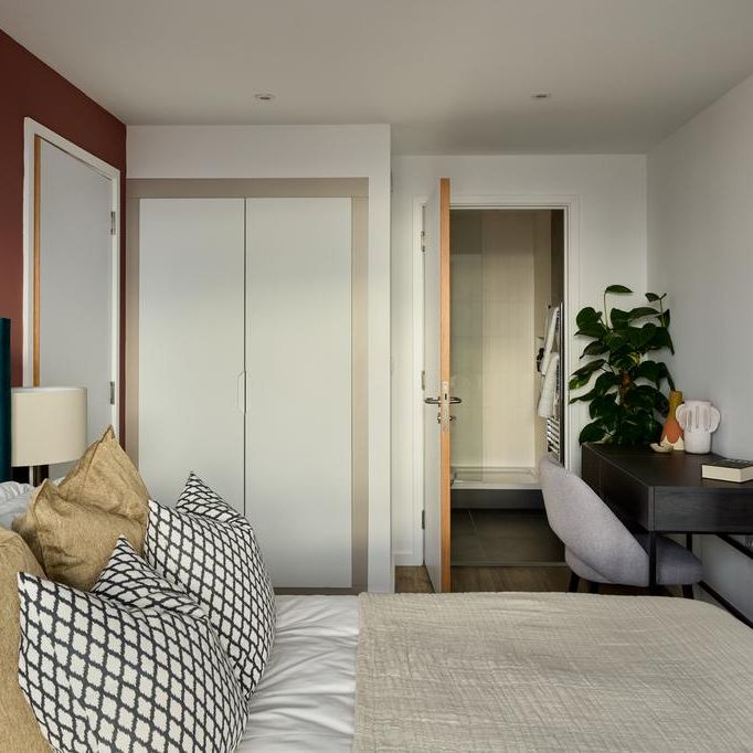 3 bedroom flat to rent - Photo 1