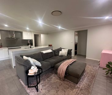 Stylish Family Living in a Prime Location - Photo 2