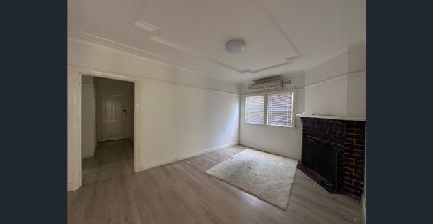 Great location home - Photo 1