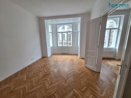 Sanierte Altbauwohnung Nahe Alois-Drasche-Park in ruhiger Lage unbefristet - Foto 4