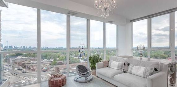 ELEVATE YOUR LIFE WITH THIS 2+1 BDRM CONDO AT ST CLAIR AND BATHURST! - Photo 2