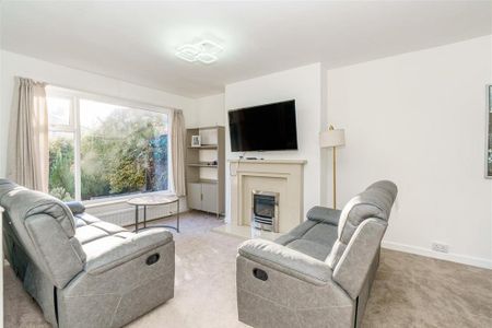 3 bedroom semi-detached house to rent - Photo 4