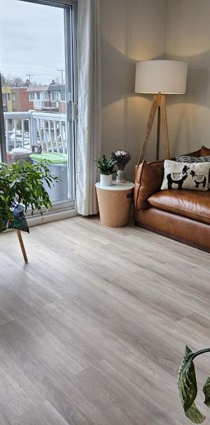 Grand 4 ½ , un superbe appartement rénové, lumineux et moderne a Ahuntsic - Photo 1