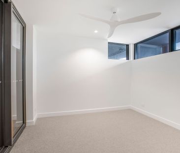 Near New Apartment with Uninterrupted Ocean Glimpses!! - Photo 2