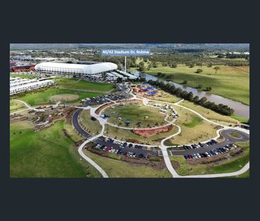 Townhouse in Prime Robina Location Beside Greenheart Park with wate... - Photo 3