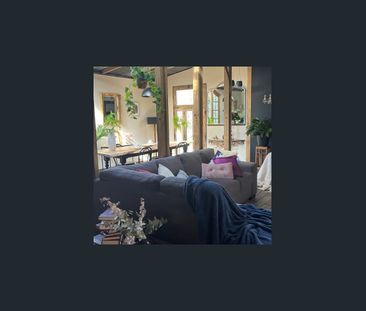 Barn Conversion One Bedroom Plus Study - Photo 1