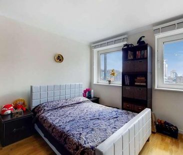 Boardwalk Place, Canary Wharf, E14 - Photo 3