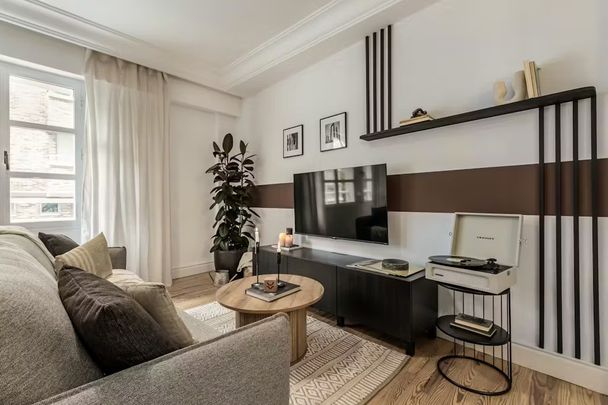 Calle del Duque de Sevilla, Madrid, Community of Madrid 28002 - Photo 1