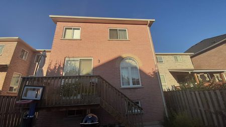 For Lease - 72 Sharon Lee Drive, Markham, Ontario - Photo 2