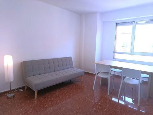 Carrer del Bisbe Jaume Pérez, Valencia, Valencian Community 46014 - Photo 1