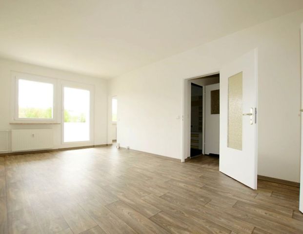 gemütliche 3-Raum-Wohnung mit modernsanierten Bad - Photo 1