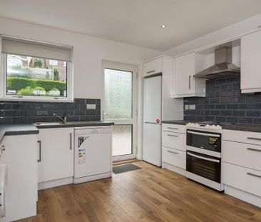 30 Beechgrove Drive, Belfast, BT6 0NW - Photo 1