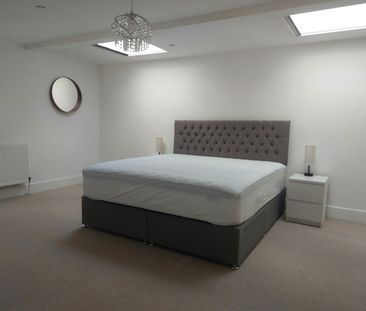 1 Bed Flat, The Old Drill Hall, BS2 - Photo 4