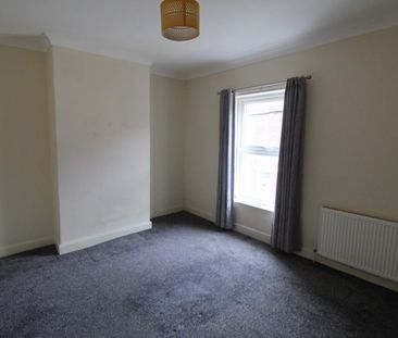 2 bedroom House To Let Total Size: 754 SQ FT - Photo 6