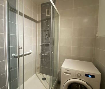 Location Appartement 3 pièces 79m² - Photo 3