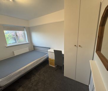 Burton Green, Clifton - P2309 - Photo 6