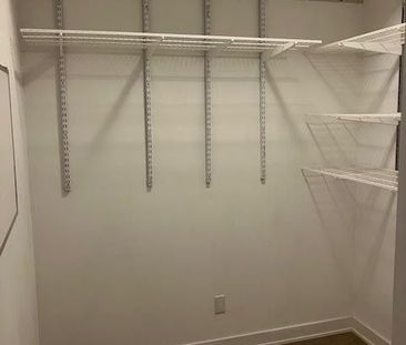 For Lease - 5240 Dundas Street Unit# B215, Burlington, Ontario - Photo 6