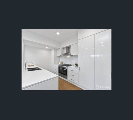 67A Sandringham Parade, Newtown, Vic 3220 - Photo 5