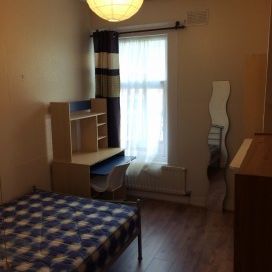 94 Teignmouth Road - Photo 2