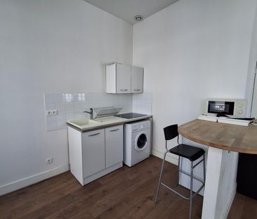 Location Appartement 1 pièce 31m² ST ETIENNE 42000 - Photo 2