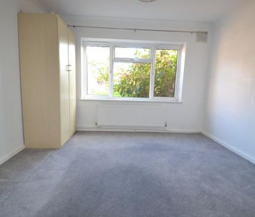 2 bedroom maisonette to rent - Photo 6