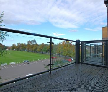 2 bedroom penthouse to rent - Photo 6