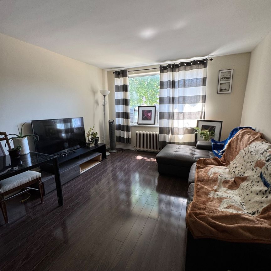 For Lease - 10-105 Twenty Fifth Street, Toronto, Ontario - Photo 1