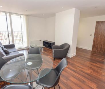 2 bedroom flat to rent - Photo 2
