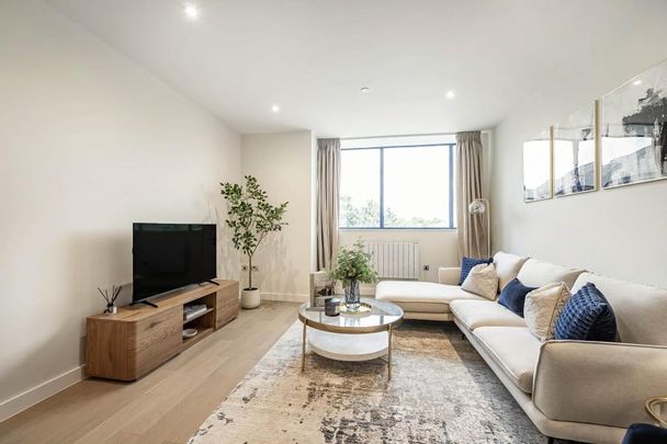 Studio to rent - Photo 1