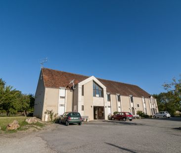 Location Appartement Studio 35 m² Prissac - Photo 1