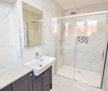 2 bedroom property to rent - Photo 4