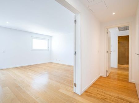 Lisboa, Lisbon 1900-410 - Photo 2