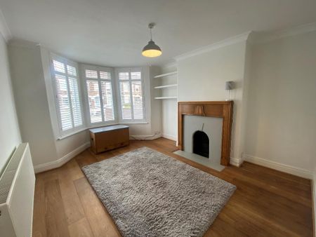 3 Bedroom Terraced House To Rent - Photo 4