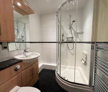 1 bedroom retirement property to rent - Photo 5