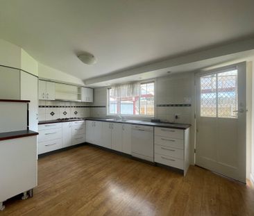 ADDISON REAL ESTATE - Photo 2