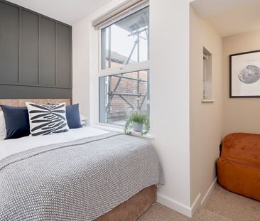 Room in a Shared House, Knowsley Street, BL9 - Photo 6