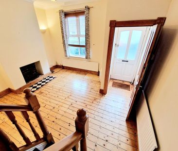 2 bedroom terraced house to rent - Photo 2