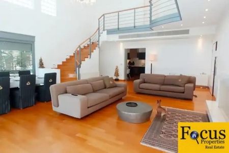 Μεζονέτα, προς ενοικίαση - 320 τ.μ. - Photo 4