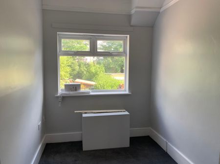 Vicarage Road, Watford - Photo 4