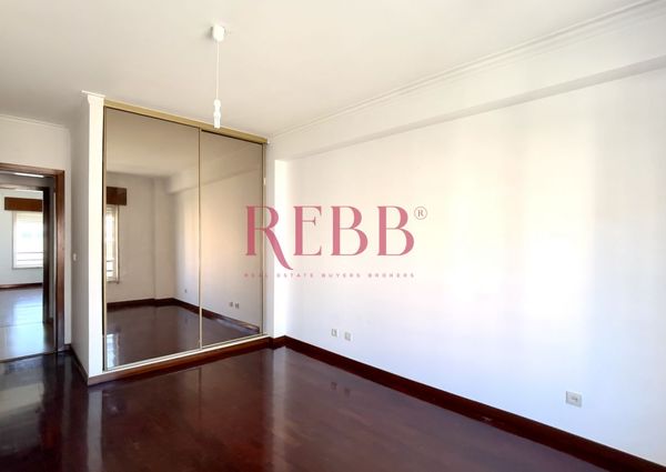 Apartamento T2 em Setúbal