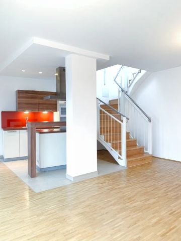 Traumhafte DG-Wohnung in 1210 Wien: 3 Zimmer, 3 Terrassen, modern und zentral! - Photo 4