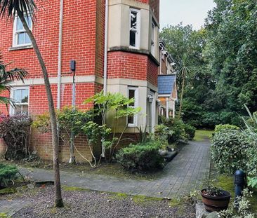 Wimborne Road - Photo 2