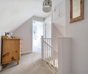 2 bedroom property to rent - Photo 2