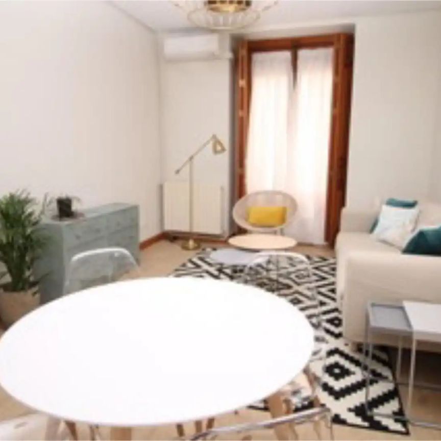 Piso de alquiler en Calle del Bastero, 13, Embajadores - Lavapiés - Foto 1