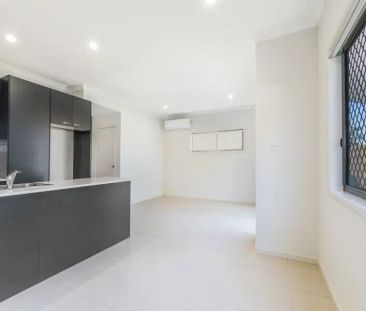 “Modern Townhouses in Prime Heathwood Location -$520 to INCREASE TO... - Photo 2