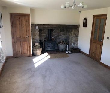 2 bedroom end of terrace house to rent - Photo 5
