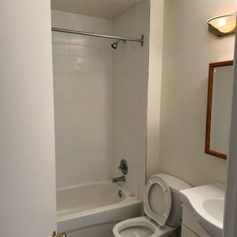 Large 1 Br Available - Photo 4